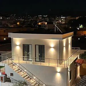  Appartement Dangolli House