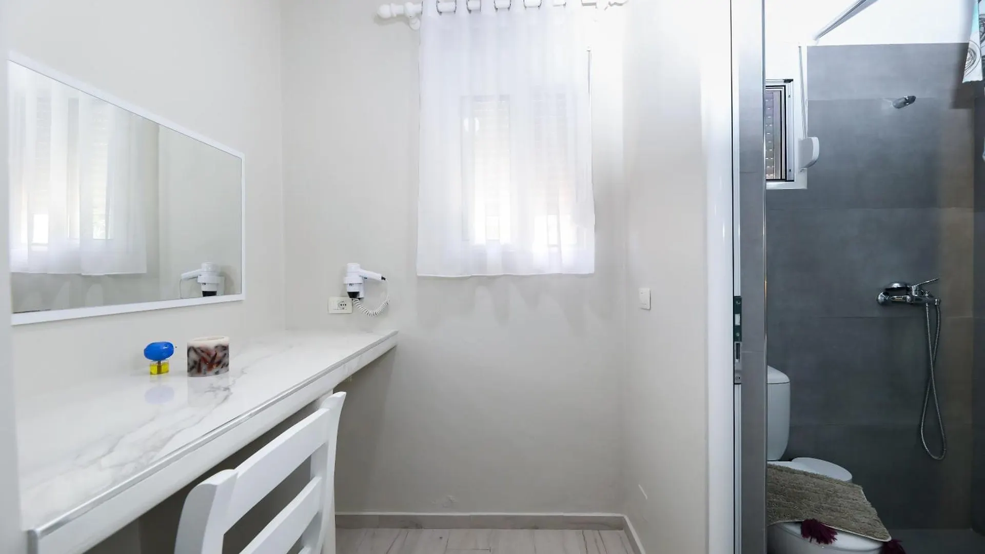 Guest House Narta Влёра Проживание в семье